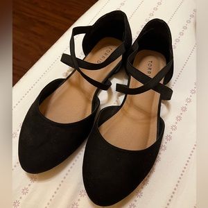 Torrid brand 11W faux suede ballet flats with a pointed toe and cross straps.